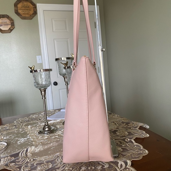 Kate Spade ♠️ tote - Picture 4 of 11